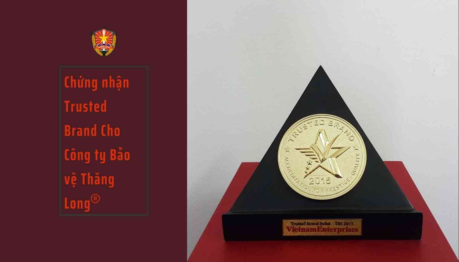 bao-ve-thang-long-nhan-bang-khen